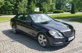 MERCEDES E-klasa LIMUZYNA- Wrocław Wrocław