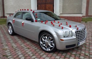💎 Chrysler 300C do Ślubu i na Wyjątkowe Okazje Wrocław