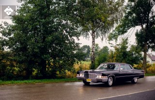 Zjawiskowy czarny Cadillac Leżajsk
