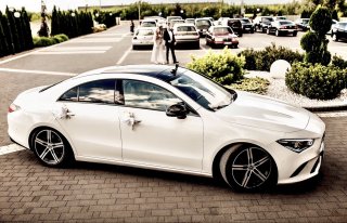Dwa Białe Mercedesy Do Ślubu z Jasnymi Wnętrzami  Łódź/Warszawa