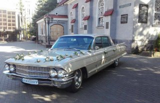 Cadillac - samochód do ślubu Gnienzo