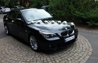 Auto do ślubu na wesele czarne BMW 5 M-pakiet Częstochowa i okolice  Częstochowa
