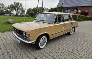 Samochód/auto do ślubu. Polski Fiat 125p Rogowo