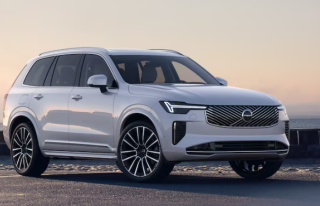 Nowe Białe Volvo XC90 T8 455KM Gdańsk 