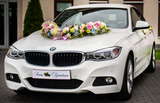 Białe BMW GT do slubu  Łask