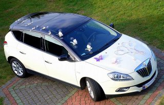 Nietypowa i piękna Lancia Delta do ślubu  Konin